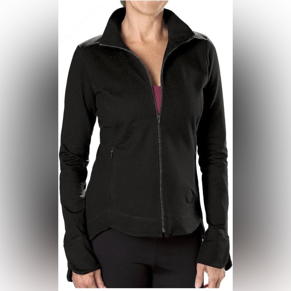 NEW Stonewear Designs Jacket fitted, stretchy, jacket very soft and comfortable.